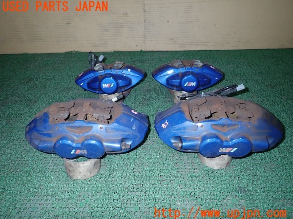 3UPJ=30300301]BMW M4 クーペ(3C30 F82)純正 キャリパー 1台分 中古_m0