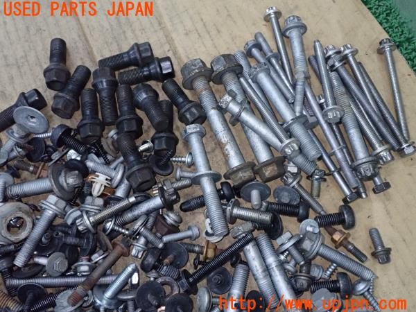 3UPJ=30320720]BMW 528i(FR30 F10)ネジ・ナット・ステー類 セット ジャンク_m1