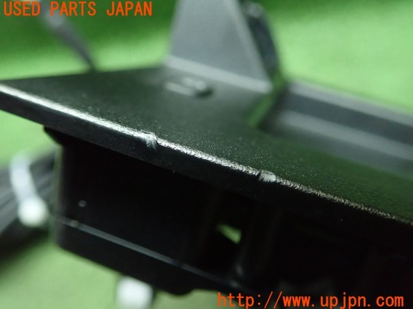 3UPJ=30360580]MIRAI(ミライ)(JPD10)純正 861C0-62010 ワイヤレスチャージャー ワイヤレス充電器 中古_m4