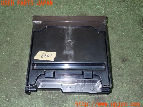 3UPJ=30410631]コペン アクティブトップ(L880K)ダイハツ純正 55620-87101 ドリンクホルダー① 1DIN 中古_m3