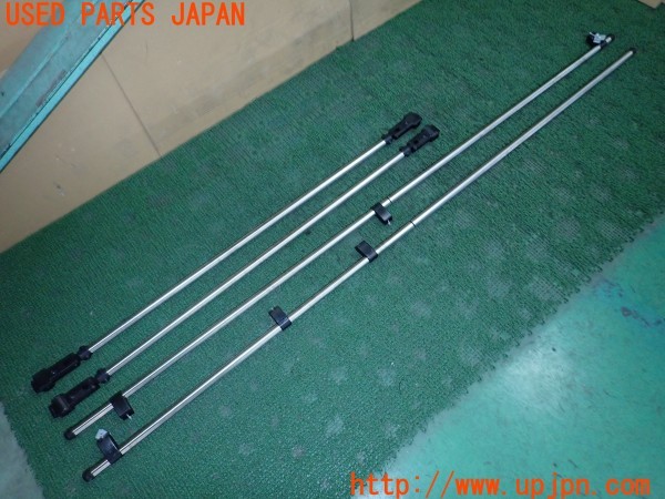 3UPJ=30450631]ハイエースバン 200系(TRH200V 5型)CARMATE カーメイト ロッドホルダー 中古_m1