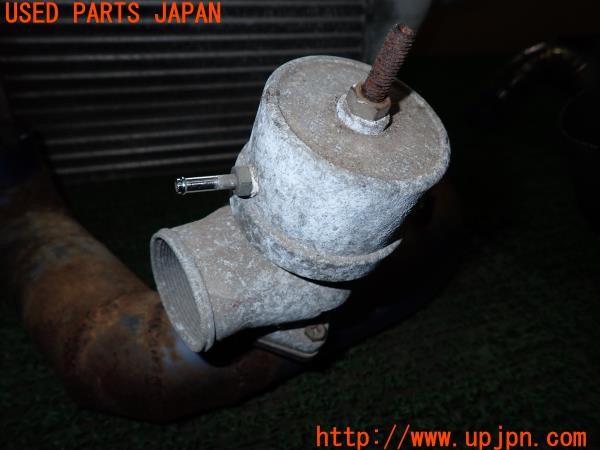 3UPJ=30490103]ギャラン VR-4(E39A)前期 TRUST GReddy トラスト インタークーラー 社外パイピング付き 中古_m4