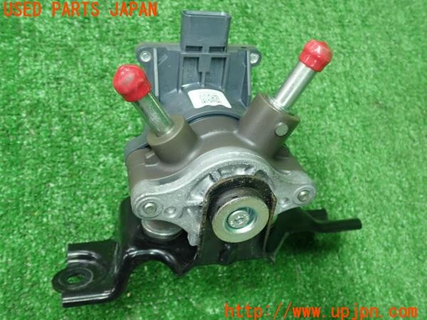 3UPJ=30580112]プリウスPHV(ZVW52)前期 34420080860 ATミッションオイルポンプ 中古 _m1