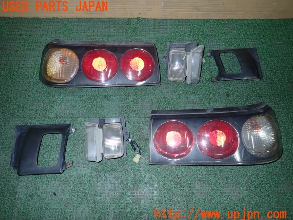 3UPJ=30610547]起亜(KIA) ビガート(VIGATO)(型式不明)純正 0K50A 51140 0K50A 51260 テールランプ フィニッシャー付き 中古_m0