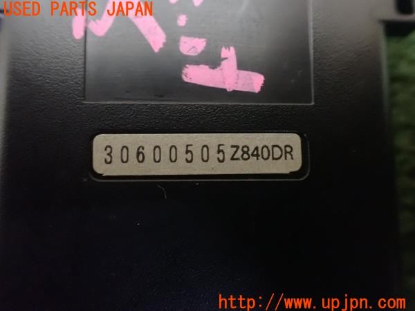 3UPJ=30630575]アウディ Q4 スポーツバック e-tron(FZEBJ)Yupiteru ユピテル Z840DR レーダー探知機 ドライブレコーダー 中古_m3