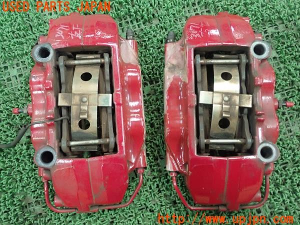 3UPJ=30710301]アルファロメオ 147 GTA(937AXL)純正 brembo ブレンボ フロントキャリパー 中古_m2