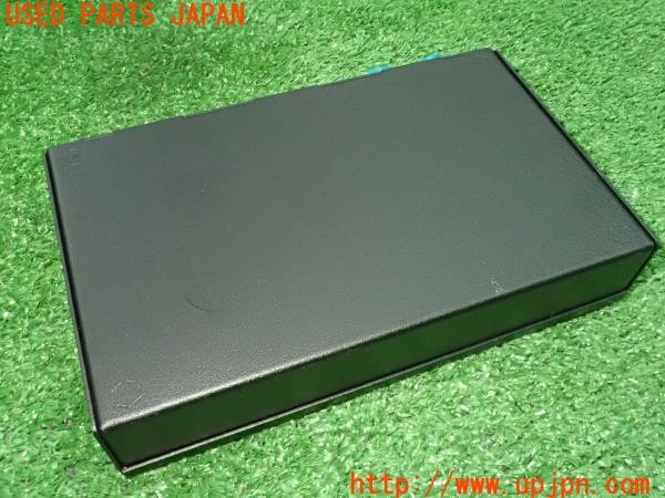 3UPJ=30770579]クライスラー 300(LX36 LD系)純正オプション CHRYSLER-LX DTV VIDEO INTERFACE インターフェース 中古_m1