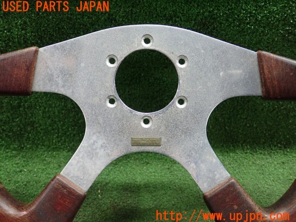 3UPJ=30850617]ハイラックスサーフ(YN130G)ROYAL PRONTO ロイヤル プロント ステアリング 350mm ホーンボタン付き 中古_m4