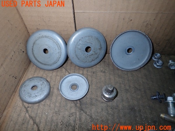 3UPJ=30850720]ハイラックスサーフ(YN130G)ネジ・ナット・ステー類 セット ジャンク_m1