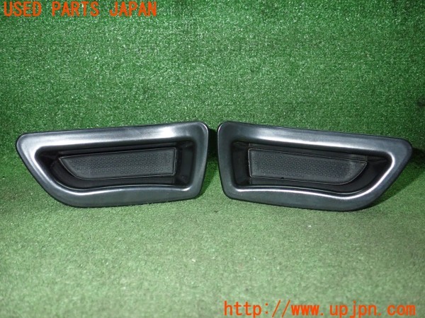 3UPJ=30890542]ボルボ V40(MD4204T)社外 ドアハンドルポケット ドアポケット 小物入れ 収納ボックス 中古_m2