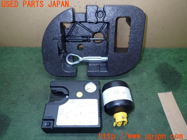 3UPJ=30900625]BMW ミニ(MINI)クーパーS(XS20 F55)純正 6854752 パンク修理キット 中古_m0