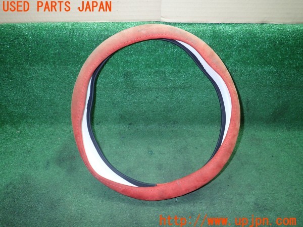 3UPJ=30930001]レヴォーグ 1.6 STI Sport EyeSight(VM4 F型)後期 MOMO モモ COMFORT MICROFIBER 37×8.2 ハンドルカバー  中古_m1