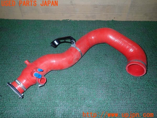 3UPJ=30930151]レヴォーグ 1.6 STI Sport EyeSight(VM4 F型)後期 AVO TURBOWORLD エアーダクトホース シリコン製 中古_m0