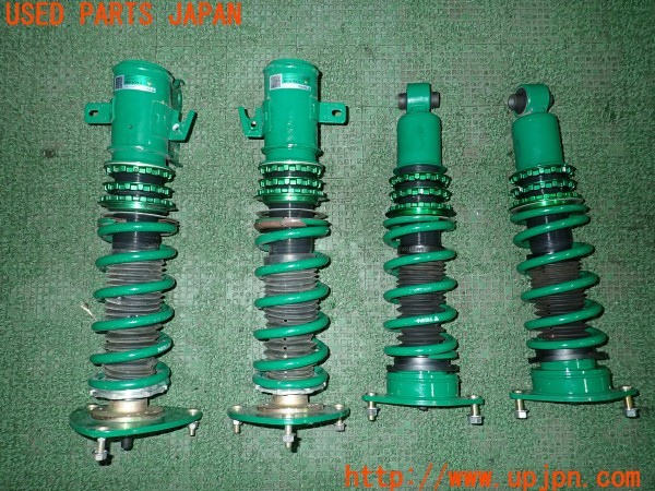 3UPJ=30930440]レヴォーグ 1.6 STI Sport EyeSight(VM4 F型)後期 TEIN テイン VCSA8-11Y46 VCSA9-11931 車高調 全長調整式 1台分 中古_m1