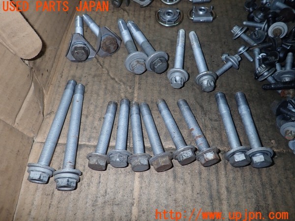 3UPJ=30950720]BMW i3(1Z06 I01)ネジ・ナット・ステー類 セット ジャンク_m2