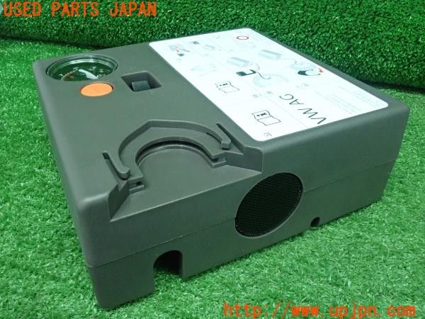 3UPJ=30980625]VW ザ･ビートル(16CBZ)前期 純正 パンク修理キット エアコンプレッサー 中古_m2