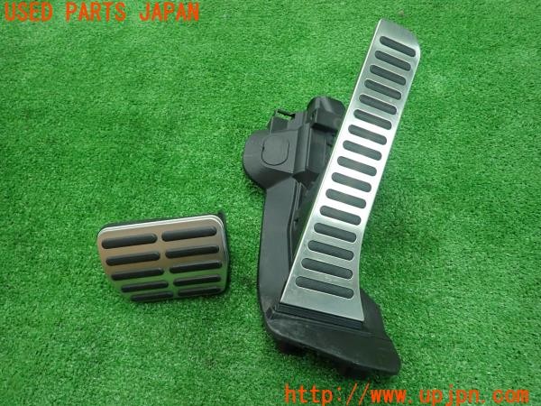 3UPJ=30980630]VW ザ･ビートル(16CBZ)前期 ペダルカバー アクセル ブレーキ 中古_m0