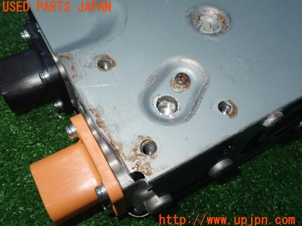 3UPJ=31030580]プリウスPHV S GRスポーツ(ZVW52)純正 5346112 ボルテージインバーター 中古_m3