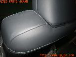 3UPJ=31030639]プリウスPHV S GRスポーツ(ZVW52)純正 運転席 シート 中古_s4