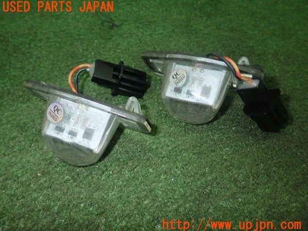 3UPJ=31050512]シビック タイプR(EP3)社外 ナンバー灯 LED 中古_m0