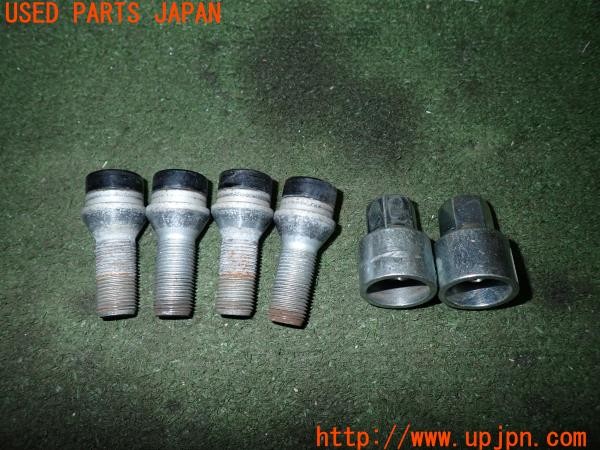 3UPJ=31110968]BMW 420i グランクーペ Mスポーツ(4A20 F36)前期 McGard マックガード 37219 M14×P1.25 ホイールロックボルト 中古_m2
