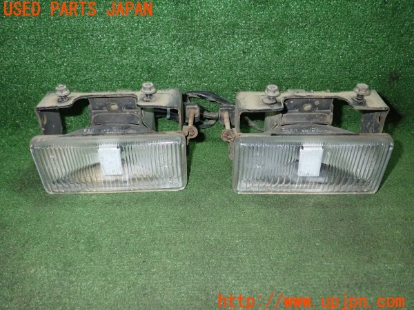 3UPJ=31240512]いすゞ ビッグホーン(UBS73GW)中期 純正 STANLEY スタンレー フォグランプ② 12V55W-H3 R HB02/L HB13 中古_m0