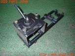 3UPJ=31250029]三菱ジープ(J58)純正? スペアタイヤキャリア ブラケット 中古_s1