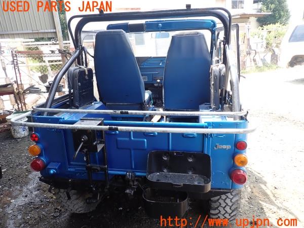 3UPJ=31250029]三菱ジープ(J58)純正? スペアタイヤキャリア ブラケット 中古_m4