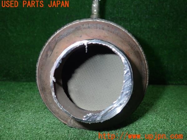 3UPJ=31260159]ジープ グランドチェロキー(WK36T)純正 触媒① マニバーター マテリアル 約2.7kg 切断加工品 ジャンク_m2