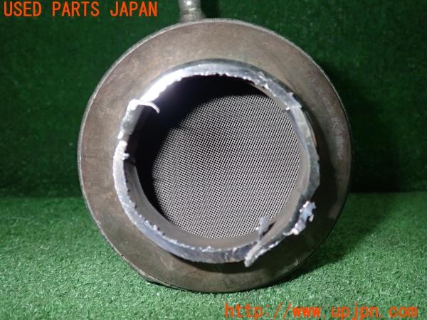 3UPJ=31260159]ジープ グランドチェロキー(WK36T)純正 触媒① マニバーター マテリアル 約2.7kg 切断加工品 ジャンク_m3