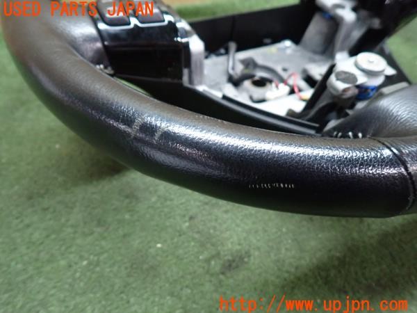 3UPJ=31280617]RX-8(SE3P)前期 ロータリーエンジン40周年記念車 純正 ステアリング 専用黒革 グレーステッチ 中古_m3