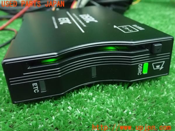 3UPJ=31300503]ジープ グランドチェロキー(WK36T)純正ビルトイン JRM-70CR DSRC ETC車載器 光ビーコン ナビ連動 中古_m4