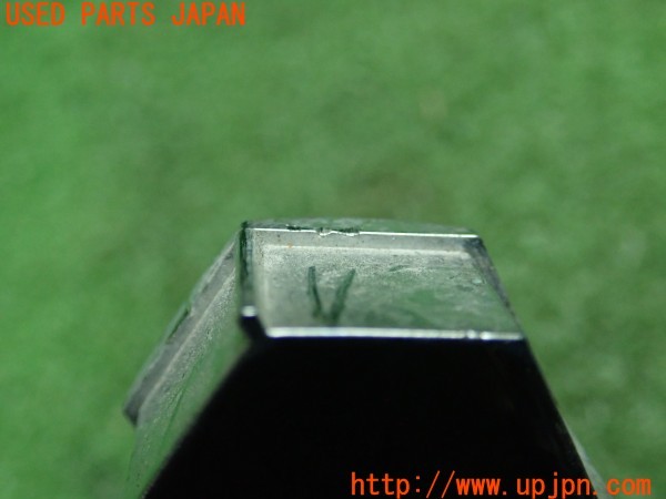 3UPJ=31410001]ボルボ V40 T3 インスクリプション(MB4154T)純正 31423906 ホイールボルトキャップ 15個 中古_m3