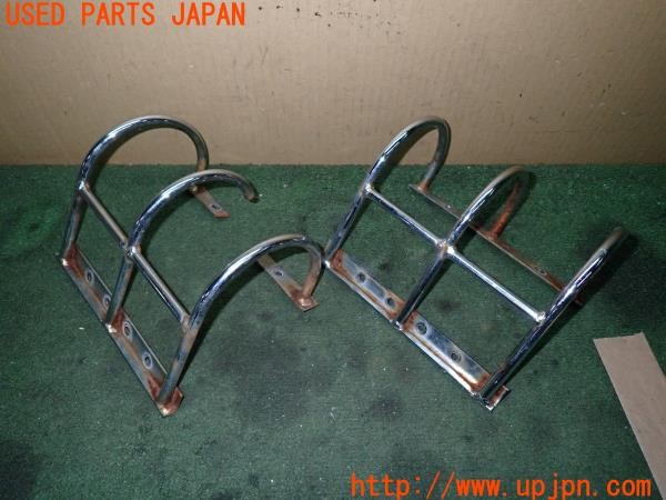 3UPJ=31500040]三菱 ジープ(J53)社外 テールランプガード 中古_m2