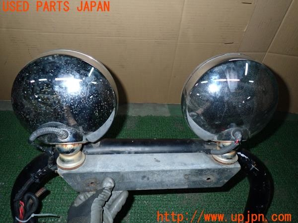 3UPJ=31500558]三菱 ジープ(J53)社外 フォグランプ グリルガード・ステー付き 中古_m2