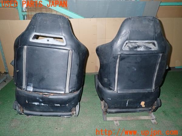 3UPJ=31500609]三菱 ジープ(J53)株式会社ウェッズ アラコ AAR シートセット 運転席 助手席 レール付き 中古_m1