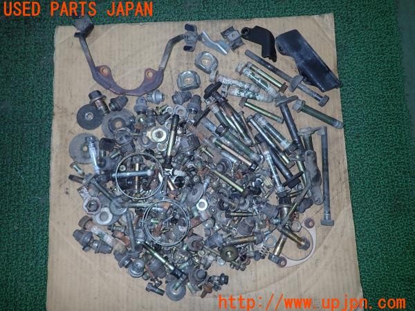 3UPJ=31530720]ハイラックスサーフ SSR-X(VZN130G)ネジ・ナット・ステー類 セット ジャンク_m0