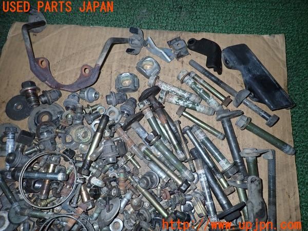 3UPJ=31530720]ハイラックスサーフ SSR-X(VZN130G)ネジ・ナット・ステー類 セット ジャンク_m1