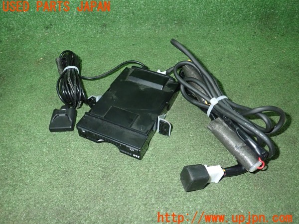3UPJ=31550503]ヴォクシー(ZRR80W)純正ビルトイン 08686-00341 ETC車載器 中古_m0