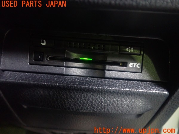 3UPJ=31550503]ヴォクシー(ZRR80W)純正ビルトイン 08686-00341 ETC車載器 中古_m4