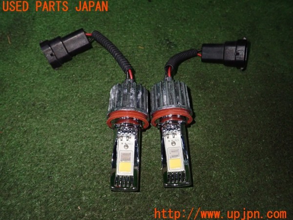3UPJ=31550505]ヴォクシー(ZRR80W)KOITO LEDバルブ フォグランプ 12V 7W 中古_m0