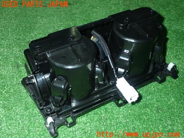 3UPJ=31610631]レクサス LS460(USF40)後期 純正 1A8H5-017G 木目調 ドリンクホルダー 中古_m2