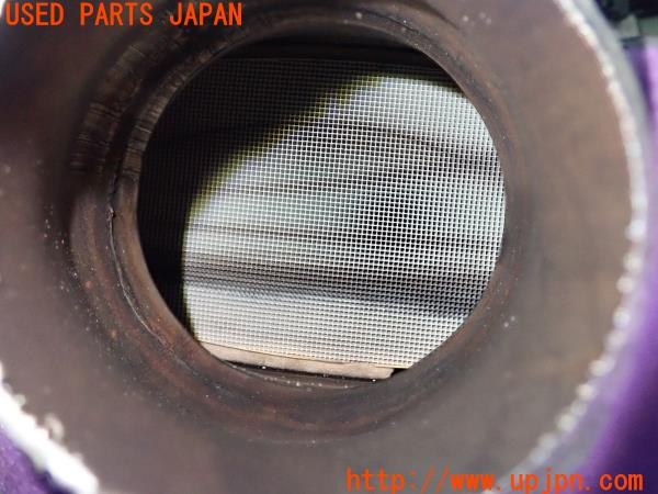 3UPJ=31630159]BMW 320d(3D20 F30)純正 112191030112 触媒 中古_m2