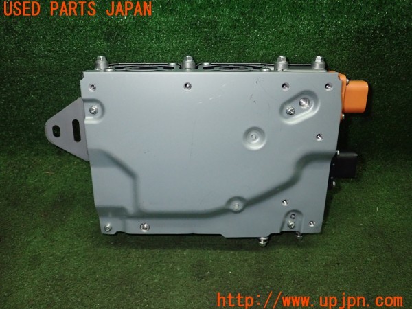 3UPJ=31710581]プリウスPHV(ZVW52)前期 純正 5346130 ボルテージインバーター 中古_m2