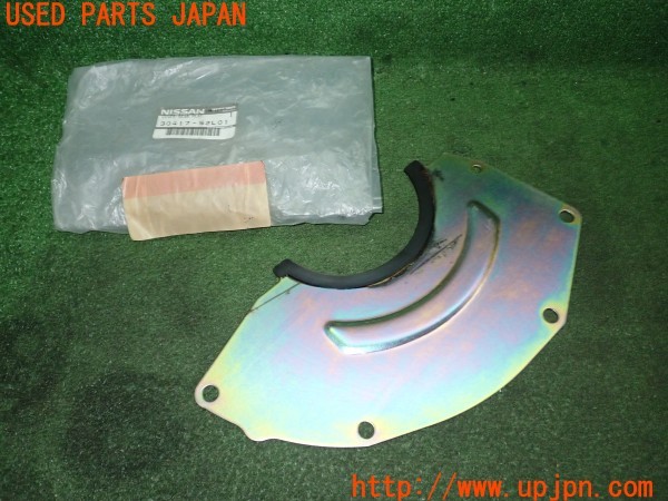 3UPJ=31750112]フェアレディZ (GCZ32)前期 日産純正 30417-52L01 カバーリアプレート 中古_m0