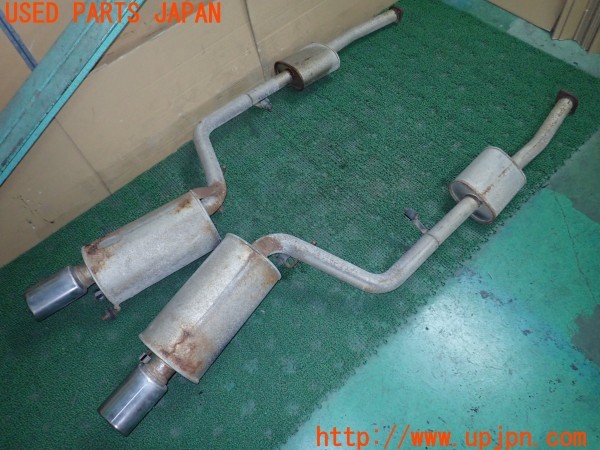 3UPJ=31750152]フェアレディZ(GCZ32)前期 社外 リアマフラー 中古_m1