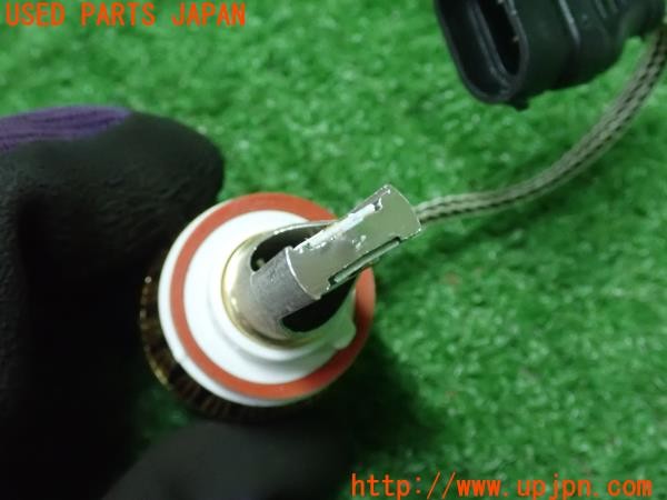 3UPJ=31820512]レクサス CT200h(ZWA10)社外 LEDバルブ フォグランプ 2色切替え 1点 中古_m3