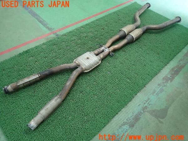 3UPJ=31840135]BMW M5(NB50 E60)前期 純正加工 センターパイプ 中古_m0