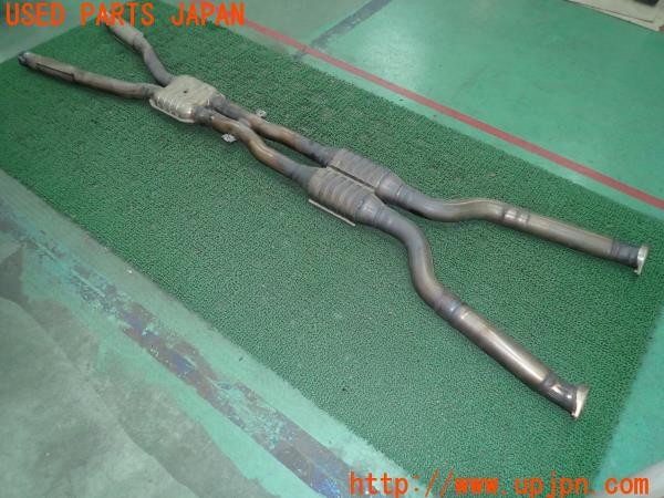 3UPJ=31840135]BMW M5(NB50 E60)前期 純正加工 センターパイプ 中古_m1