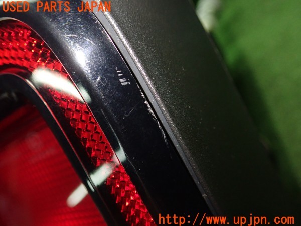 3UPJ=31890547]ジープラングラー アンリミテッド(JL36L)純正 55112892AG  テールランプ 中古_m1